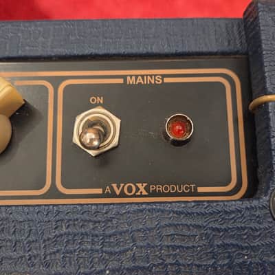 Vox AC4C1-BL Limited Edition 4-Watt 1x10" Guitar Combo Blue w/ Tygon Cloth image 6