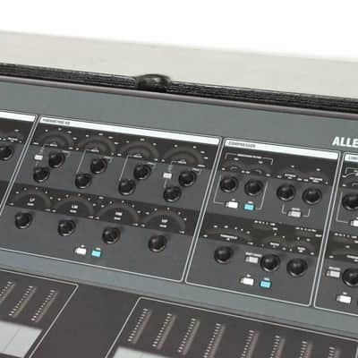 Allen & Heath iLive-T112 Console with Road Case and iDR-48 Stage Box CG012MM *ASK FOR SHIPPING* image 3