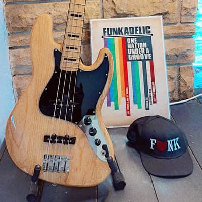 Fender Limited Edition '70s Ash Jazz Bass 2017 - Natural image 10