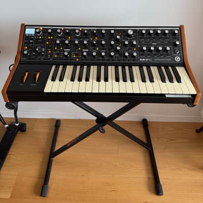 Moog Sub 37 Tribute Edition 2010s - Black