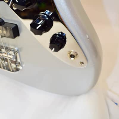 2017 Squier Vintage Modified Jaguar Bass Special SS, Silver image 5