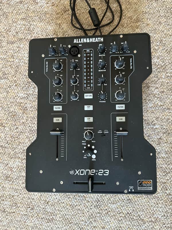 Allen & Heath XONE:23 Professional 2+2-Channel DJ Mixer 2014 - Present - Black image 1
