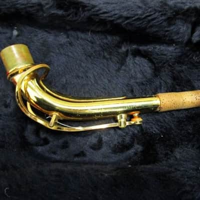 Evette Buffet Crampon Alto Saxophone Lacquered Brass with case, cosmetic wear to the finish image 8