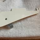 Gibson PRPG-050 '59 Les Paul Historic pickguard with aged bracket 2008’s - Creme