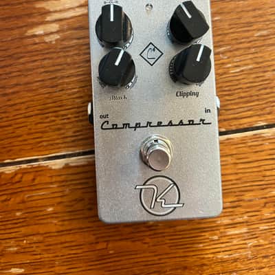 Keeley C4 4-Knob Compressor | Reverb