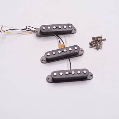 1979-1980 Vintage Set of Fender Stratocaster Pickups Gray Bottom Flat-Pole 100% Original 1970's with Springs and Screws image 3