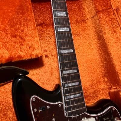 Fender American Vintage II '66 Jazzmaster 2022 -3-Color Sunburst image 1