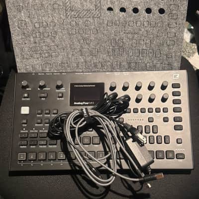 Elektron Analog Four MKII 4-Voice Tabletop Analog Synthesizer 2020 - Present - Black + Free Shipping! image 2