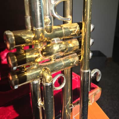 1952 York Master FeatherTouch Trumpet – Excellent Condition – Recently Serviced – Includes Original FeatherTouch Parts (Partial) image 9