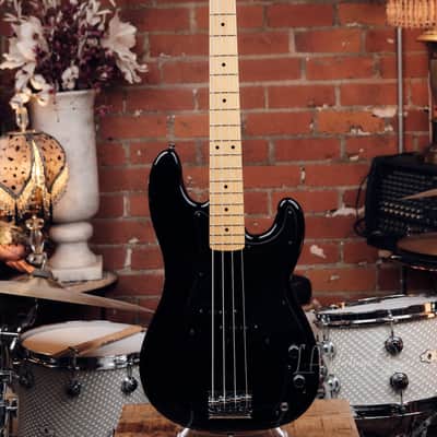 2008 Fender American Standard Precision Bass – With OHSC and Case Candy! image 1