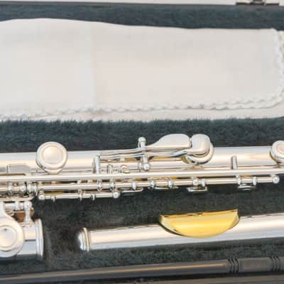Yamaha YFL-361H Intermediate Flute *Silver Headjoint *Low-B *Cleaned & Serviced image 10