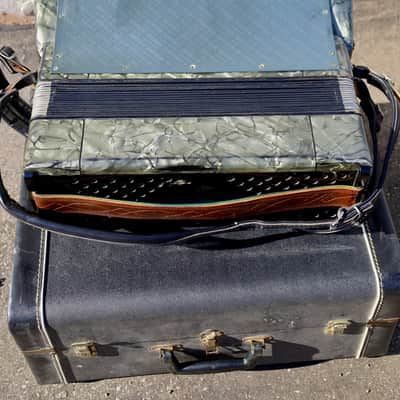 Hohner Verdi III B Piano Accordion LMM 41 120 image 5