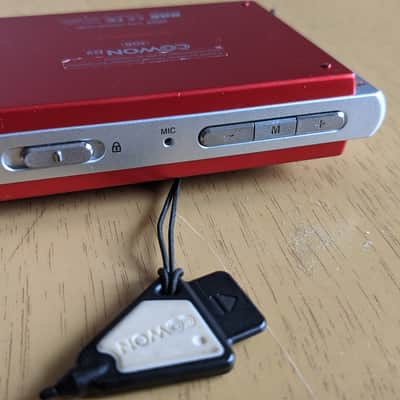 Cowon iAudio D2 4gb Red Digital Music Player image 5