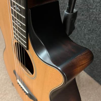Taylor Builder's Edition 614CE Grand Auditorium Acoustic/Electric Guitar with V-Class Bracing, ES2 Pickup & Hardshell Case 2021 - Natural image 8