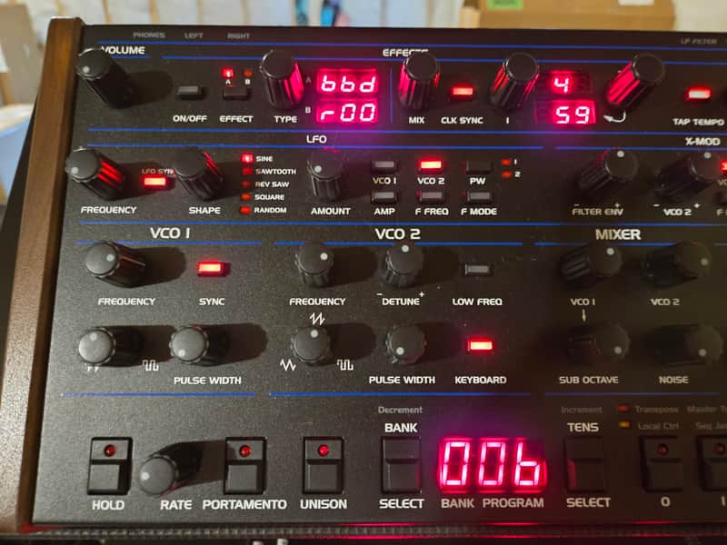 Dave Smith Instruments OB-6 Desktop 6-Voice Polyphonic Synthesizer 2017 - Present - Black image 1