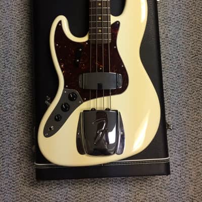 Fender American Design Experience Vintage Jazz Bass 2016 Olympic White image 7
