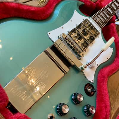 2020 Gibson Captain K. Douglas SG in Inverness Green with hard shell case image 12