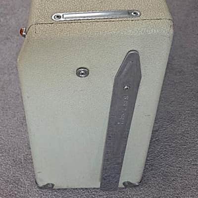 Fender Vintage Vibrolux Custom USA Made 1995 Only! - Blonde image 8