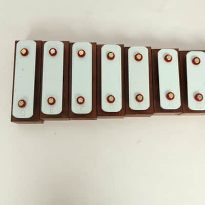 Unbranded Individual Resonator Bells (Whole Notes) Set of 11 White & Red image 2