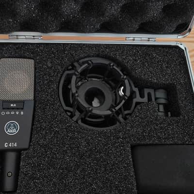 AKG C414 XLS Large Diaphragm Multipattern Condenser Microphone 2010s - Black image 4