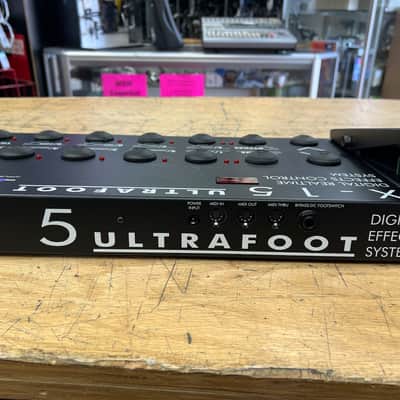 Used ART X-15 Ultrafoot MIDI Foot Controller Pedal in original box with manual image 8