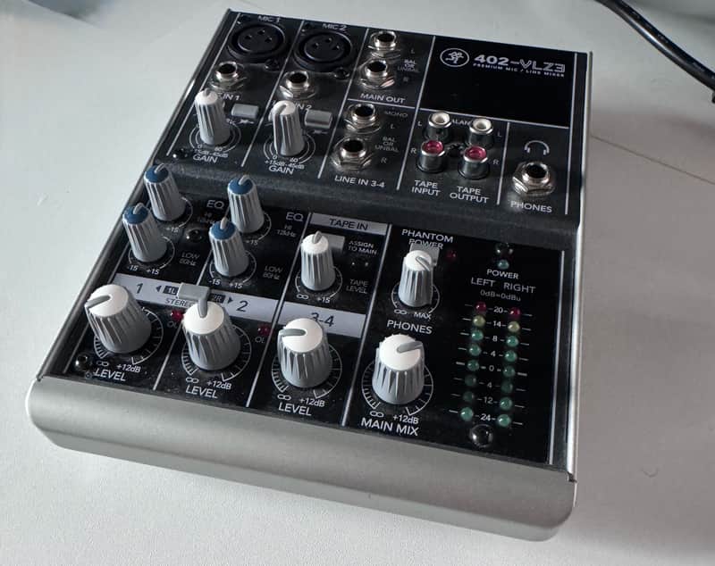 Mackie 402-VLZ3 4-Channel Mic / Line Mixer