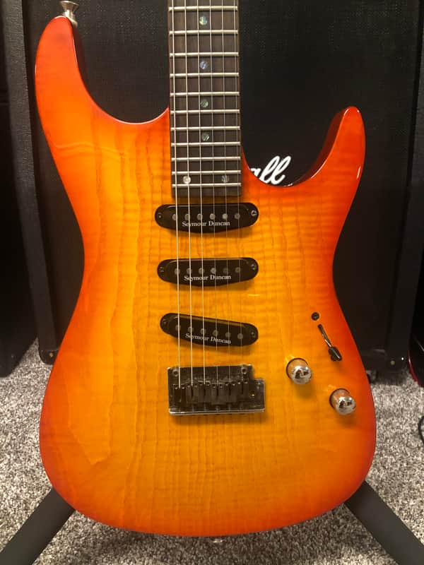 Fender ShowMaster SSS 2004 HoneyBurst image 1
