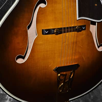 2003 Heritage - Super Eagle Non-Cutaway Custom - Old Style Sunburst image 2