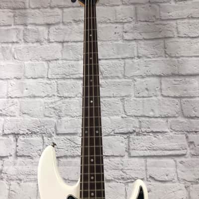 Peavey Fury 4 String Bass White 1980s image 4