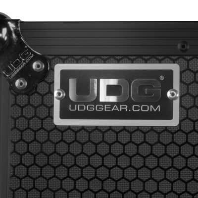 UDG FlightCase Scratch Single Turntable Battle & 10"/12" DJ Mixer Plus Laptop Shelf Flightcase Trolley image 3