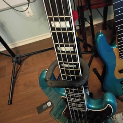 Fender American Elite Jazz Bass V with Ebony Fretboard 2016 - 2019 - Ocean Turquoise image 5