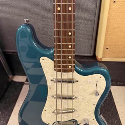 Fender Classic Player Rascal Bass 2015 - Ocean Turquoise image 8