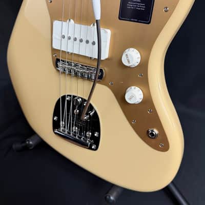 Fender Vintera II '50s Jazzmaster Electric Guitar Desert Sand Finish w/ Gig Bag image 8