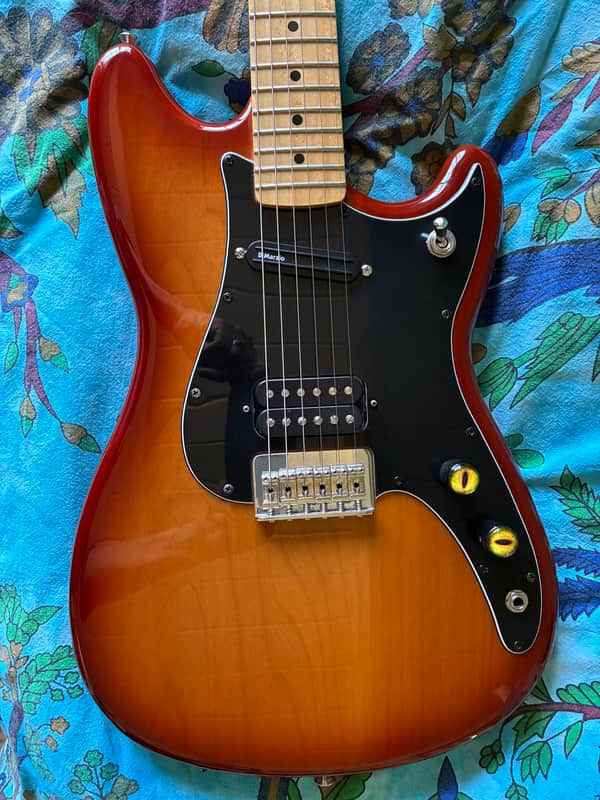 Fender Player Duo-Sonic HS 2020 - 2021 Sienna Sunburst