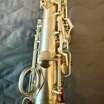 Conn NWII 4M Curved Soprano Silver Deco Engraving Very Rare Overhauled Beautiful image 12