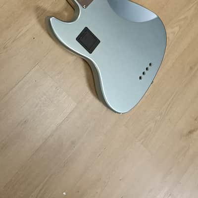 Marcus Miller V7 Alder-4 LPB image 6