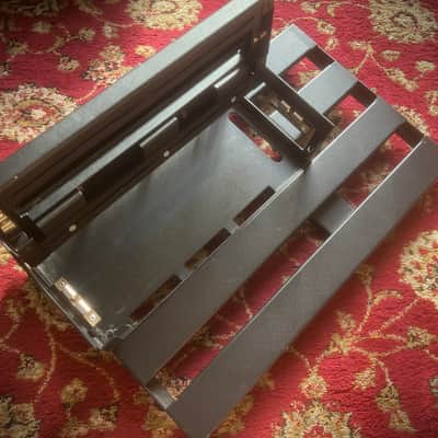 Waggi W20 Two-Tier Hinged Pedalboard (w/ soft case ) image 2