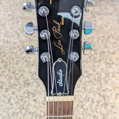 Gibson les Paul studio ebony image 4