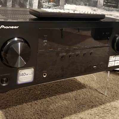 Pioneer Pioneer VSX-522-K Home theater receiver with 3D-ready HDMI switching 2012 - Black metal image 3