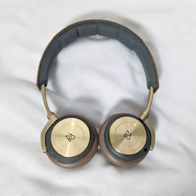 B&O Bang and Olusfen 3rd Generation Beoplay H8 Bluetooth 4.2 Noise Cancelling Headphones image 2