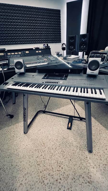 Yamaha Tyros 5 1990 image 1