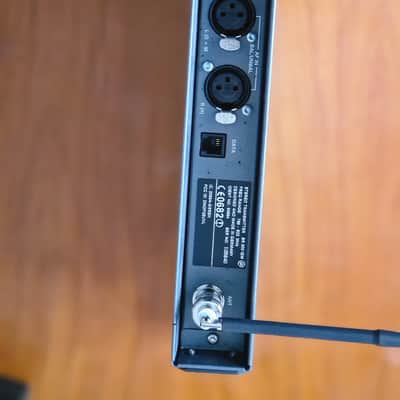 Sennheiser Sennheiser SR 300 IEM G2 Stereo Transmitter UHF 786-822MHz Rack image 7