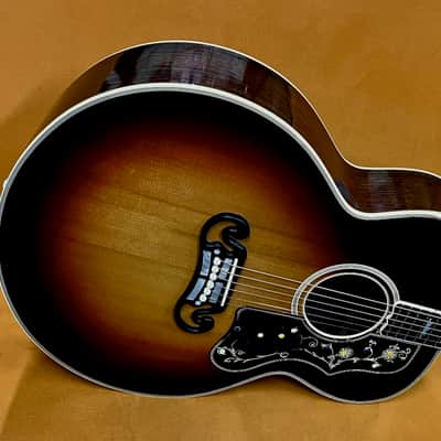 Gibson Custom Shop Historic Pre-War SJ-200 Rosewood 2022 - Vintage Sunburst 1941 image 2
