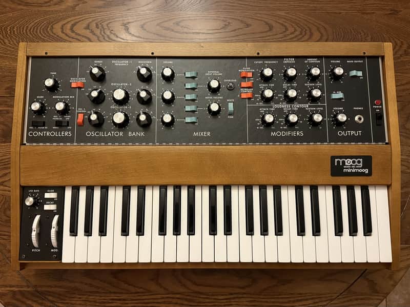 Moog Minimoog Model D Reissue 44-Key Monophonic Synthesizer (2016) image 1