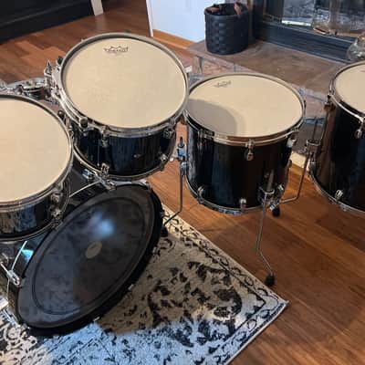 Tama 5 piece Starclassic Walnut/Birch 10x8/12x9/14x12/16x14/22x16" 5pc Shell Pack 2019 - Present - Piano Black image 3