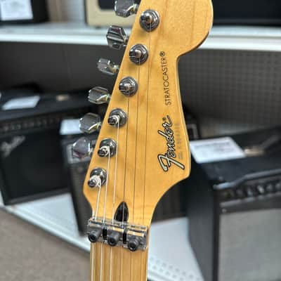 Fender Stratocaster ST-557 1989 MIJ - Sunburst image 6