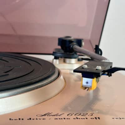Marantz Model 6025 Belt-drive, semi-automatic turntable, vintage Hi-Fi Marantz headshell/cartridge LOCAL PICKUP ONLY at our shop in Milwaukee, WI. image 8