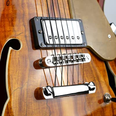 Quincy 335 deluxe style electric guitar Vancouver by Quincy with Black DR strings 2017 Spalted Maple image 2