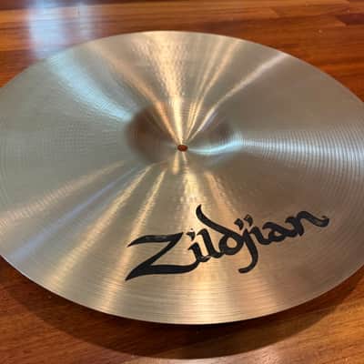Zildjian 18" A Series Medium Thin Crash Cymbal 2013 - Present - Traditional image 7