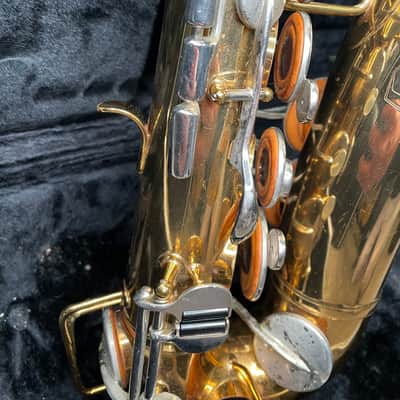 selmer bundy alto sax saxophone w/case and mouthpiece image 7